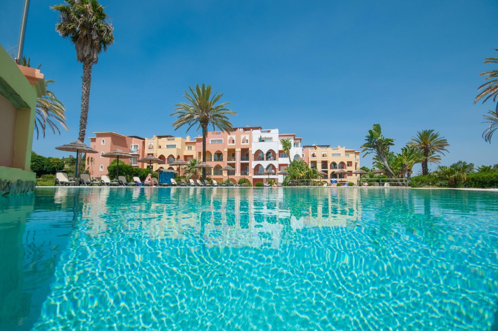 Jardim Da Meia Praia Resort Лагос Екстериор снимка