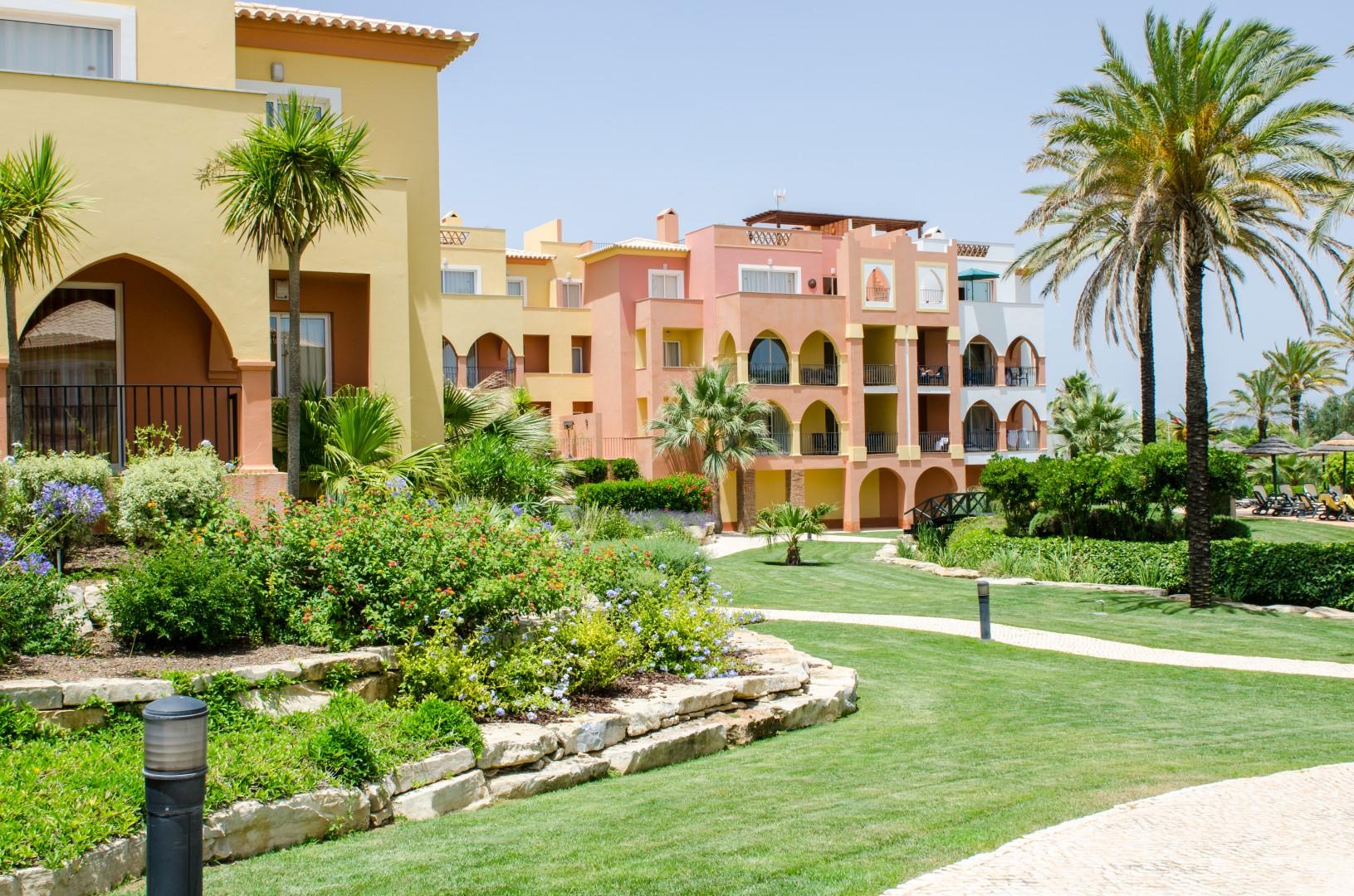 Jardim Da Meia Praia Resort Лагос Екстериор снимка