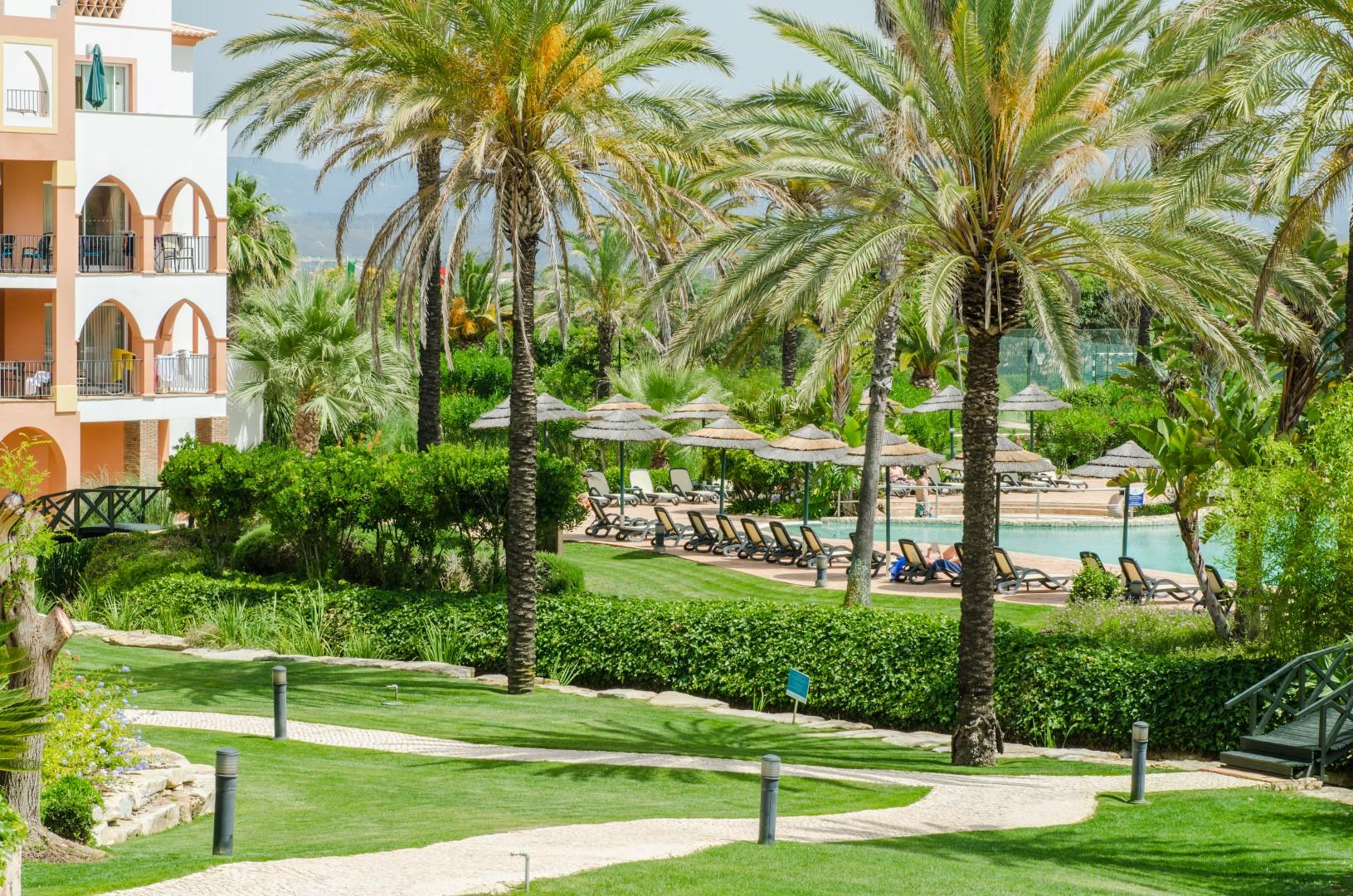 Jardim Da Meia Praia Resort Лагос Екстериор снимка