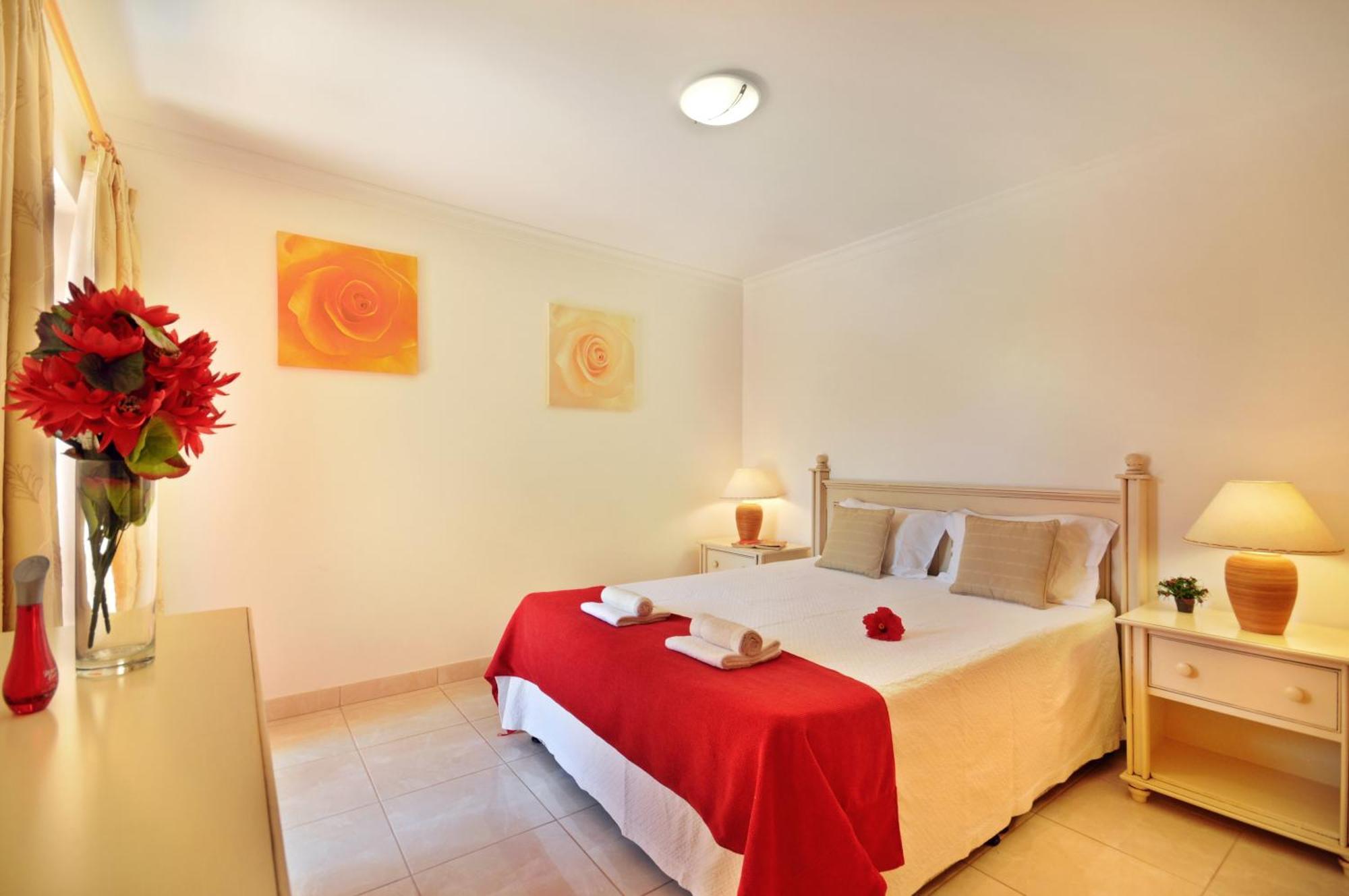 Jardim Da Meia Praia Resort Лагос Екстериор снимка