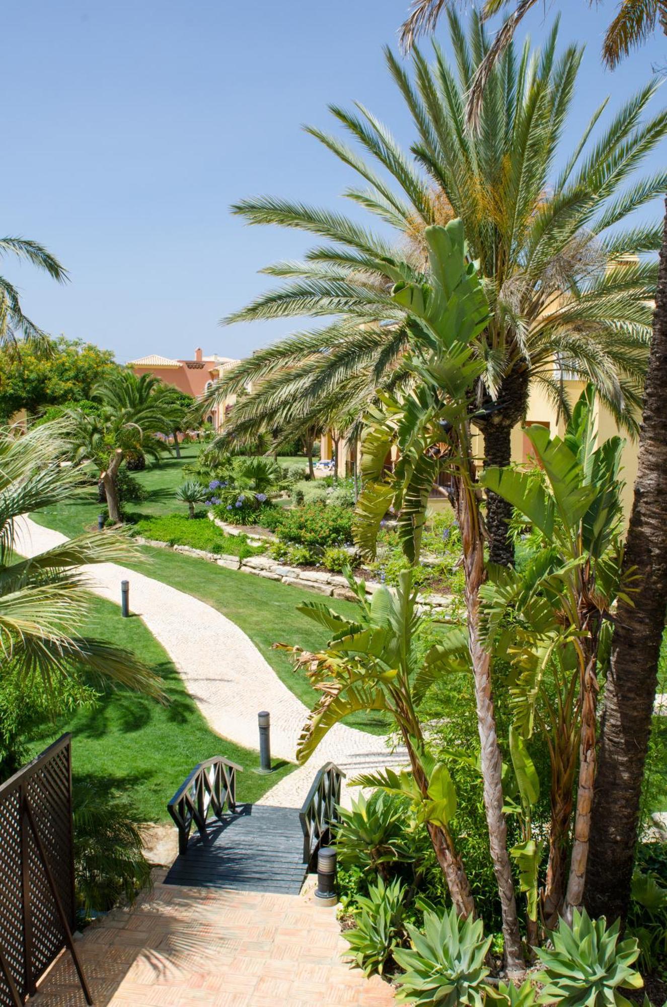 Jardim Da Meia Praia Resort Лагос Екстериор снимка